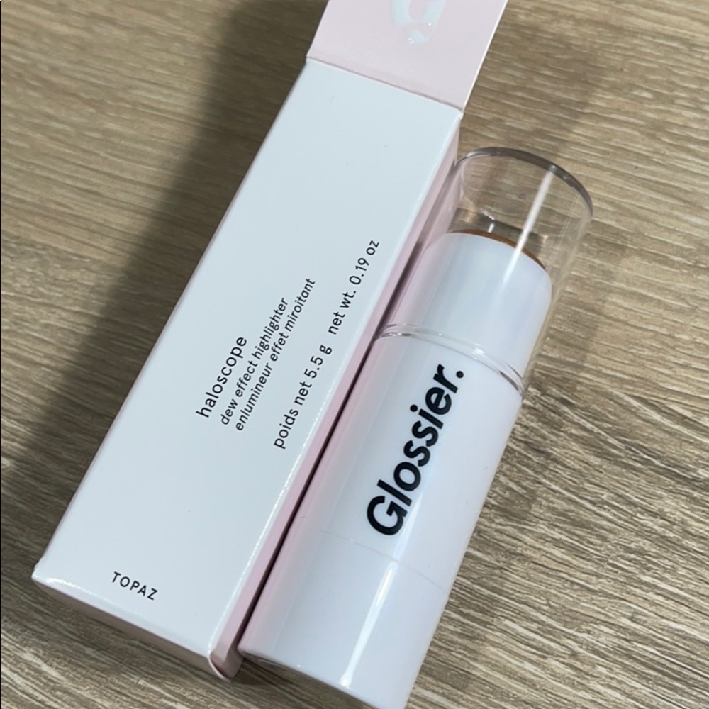 Glossier Haloscope - Topaz